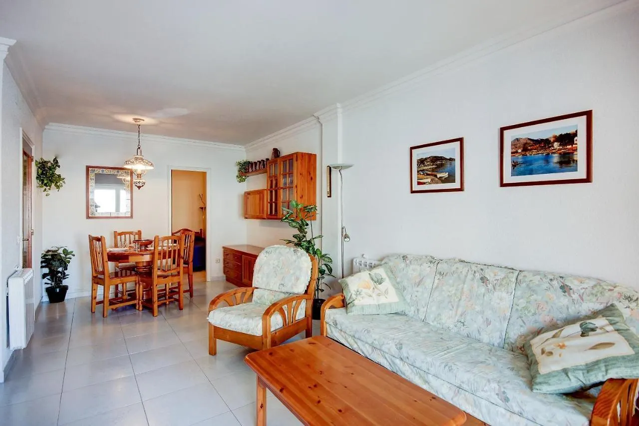 Francesc Macia Roses - Immo Barneda Apartment